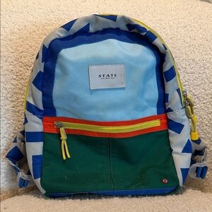 STATE Kids' Blue and Green Patterned Backpack